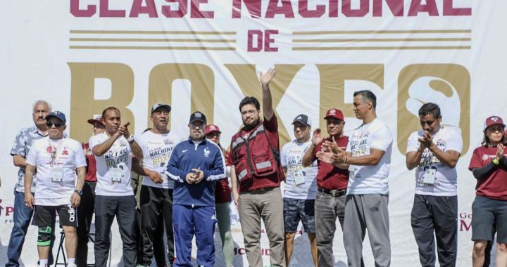 ISAAC MONTOYA, PRESIDENTE MUNICIPAL, Y NAUCALPENSES SE SUMARON A LA CLASE NACIONAL DE BOXEO