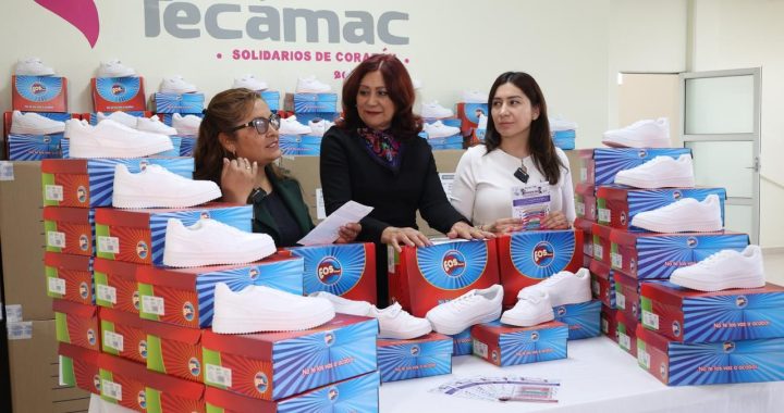 Entrega Gobierno de Tecámac Cerca de 50 mil Pares de Tenis Escolares