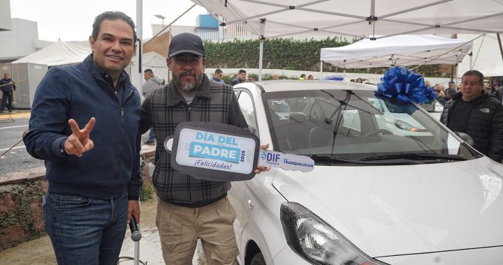 ENRIQUE VARGAS ACUDIÓ AL FESTEJO DEL DIA PAPÁ EN HUIXQUILUCAN