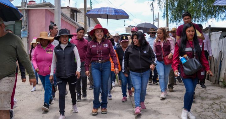 ALCALDESA ATIENDE EN TERRITORIO NECESIDADES CIUDADANAS