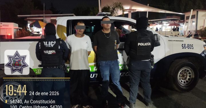 Detiene Policía de Izcalli a dos presuntos responsables por robo en transporte público