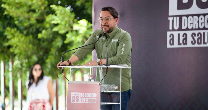 DANIEL SERRANO INAUGURA LA PRIMERA CLÍNICA GRATUITA “TU DERECHO A LA SALUD” EN SAN ANTONIO