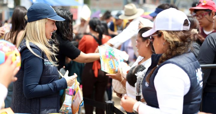 HUIXQUILUCAN CONTINÚA FESTEJANDO A LOS NIÑOS CON SHOWS INFANTILES Y MUCHOS REGALOS
