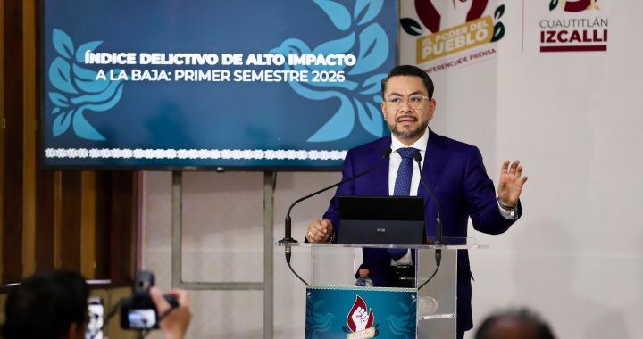 En su conferencia de prensa “El Poder del Pueblo”, el alcalde de Cuautitlán Izcalli, Daniel Serrano, destacó la reparación de una “histórica fuga” en la colonia Lomas del Bosque, la cual afectó durante años la carpeta asfáltica de la Av. Bosques de Bolognia