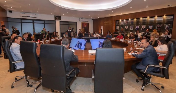 CABILDO ABIERTO ESCUCHA PROPUESTAS DE LAS Y LOS ATIZAPENSES PARA MEJORAR SUS COMUNIDADES